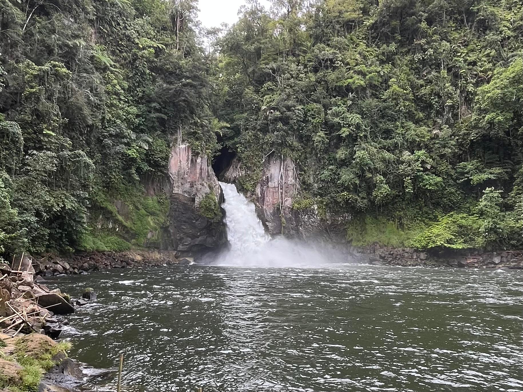 Gapura Desa 2
