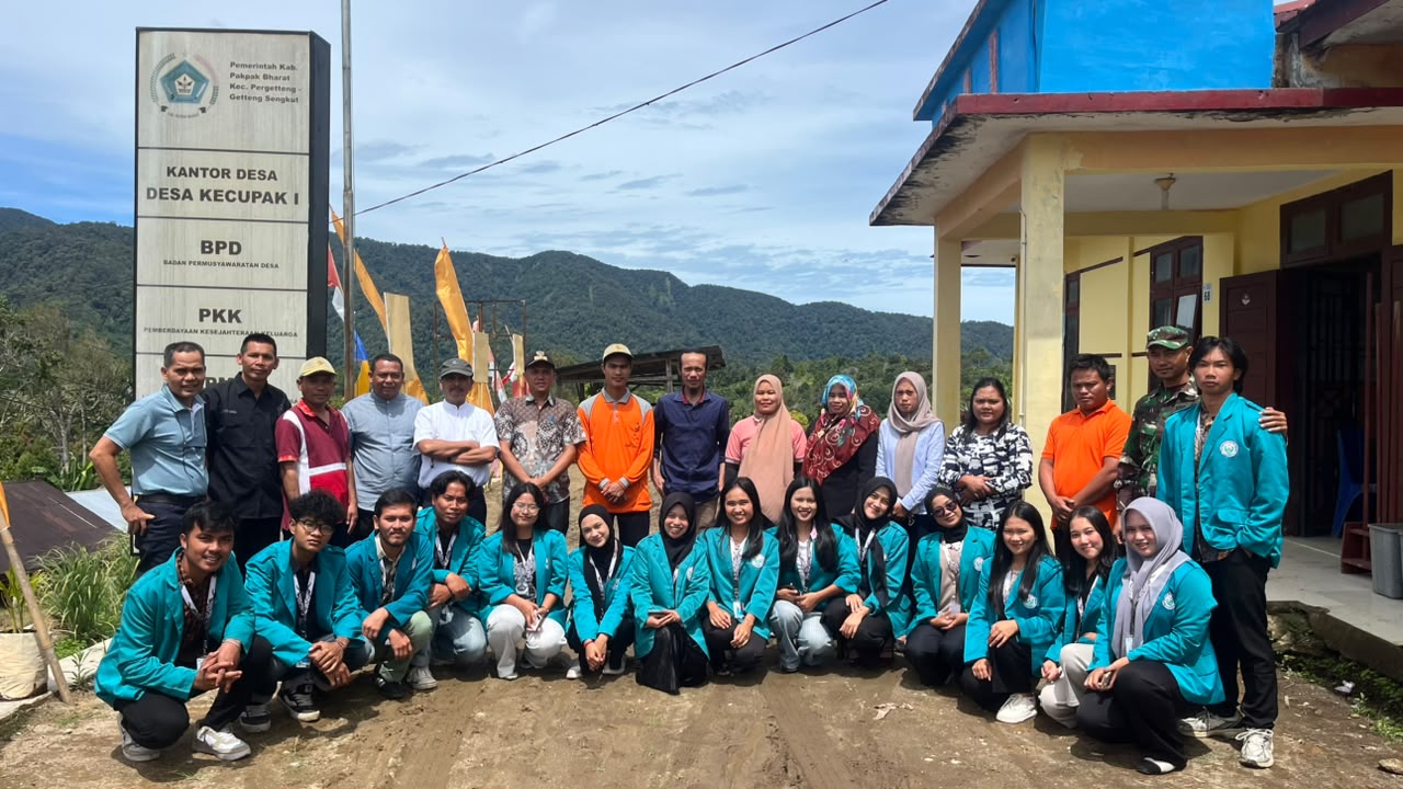 LPPM Universitas Negeri Medan Laksanakan Monitoring Kegiatan KKN di Desa Kecupak I